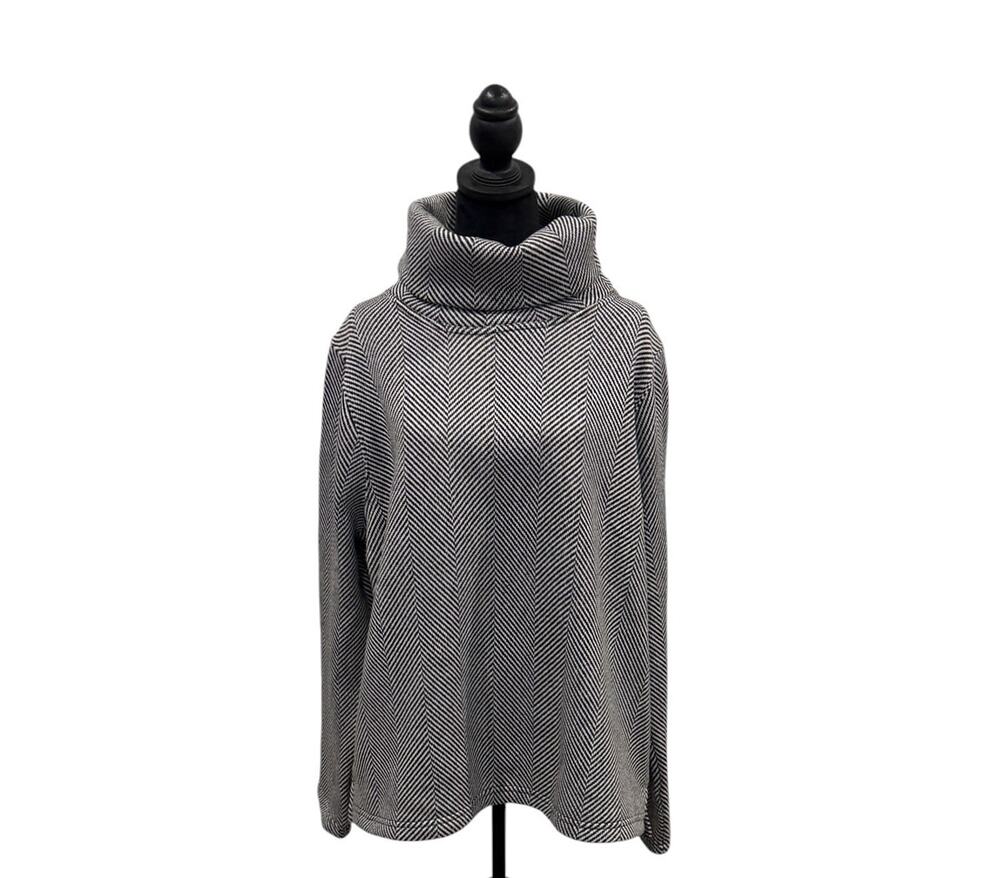 J. Crew Black White Women’s Funnelneck Pullover Polyester Sweater: 2X Classic